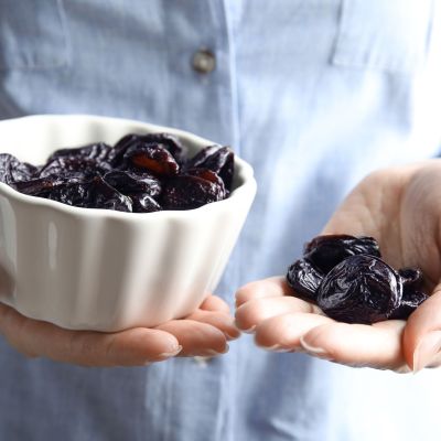 Η διατροφή της μαμάς: Βοηθούν τα δαμάσκηνα στην απώλεια βάρους;