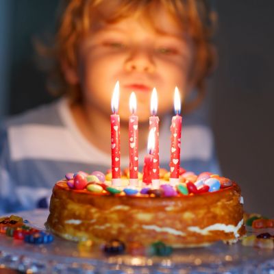 Παιδικό πάρτι γενεθλίων: Τι φαγητό να σερβίρω