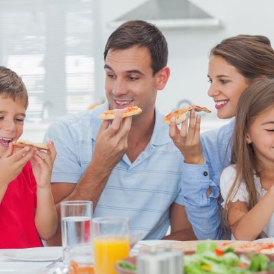 5 πράγματα που δεν πρέπει να λέτε στα παιδιά την ώρα του φαγητού