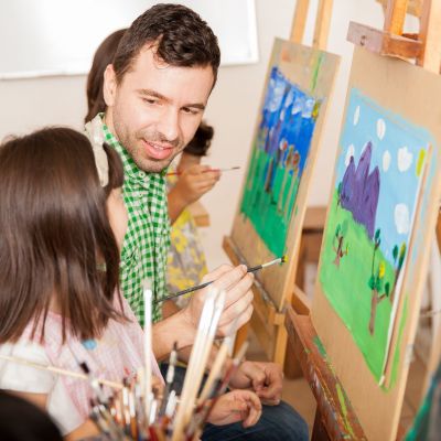 Δραστηριότητες: Πώς το νήπιο παιδί σας θα «ζωντανέψει» τα διάσημα έργα του Van Gogh