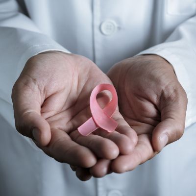 Αντρικός καρκίνος μαστού: Η σημασία της έγκαιρης διάγνωσής του