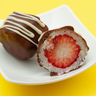 Πασχαλινά αυγά με κρέμα φράουλας: Μια πεντανόστιμη και υγιεινή λιχουδιά