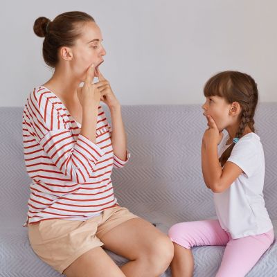 Καθυστέρηση λόγου και ομιλίας σε παιδιά: 5 συχνά αίτια