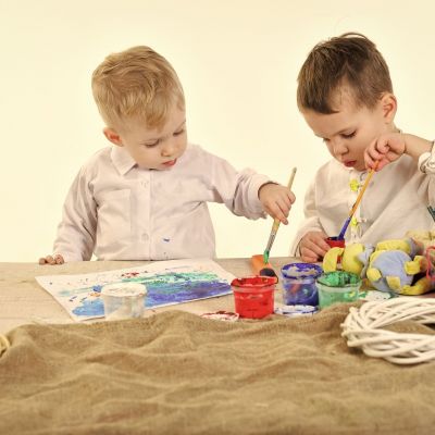 Πασχαλινή δραστηριότητα: Χρωματιστά αυγά από πηλό