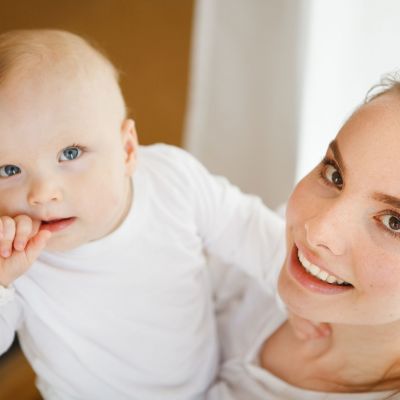 Γιατί μυρίζει το στόμα του μωρού;