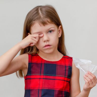 Αλλεργική επιπεφυκίτιδα στα παιδιά: Πόσο διαρκεί, πώς αντιμετωπίζεται