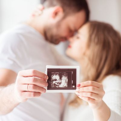 6 κοινοί μύθοι περί γονιμότητας που έχουν καταρριφθεί