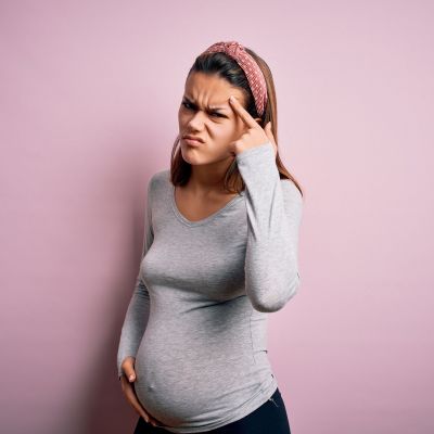 Ακμή στην εγκυμοσύνη: Πώς θα την αντιμετωπίσετε