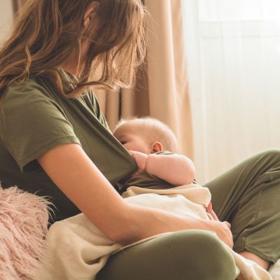 5 συμβουλές θηλασμού για νέες μητέρες