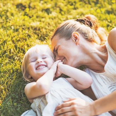 Μαμάδες με αυτοπεποίθηση μεγαλώνουν παιδιά που πιστεύουν στον εαυτό τους