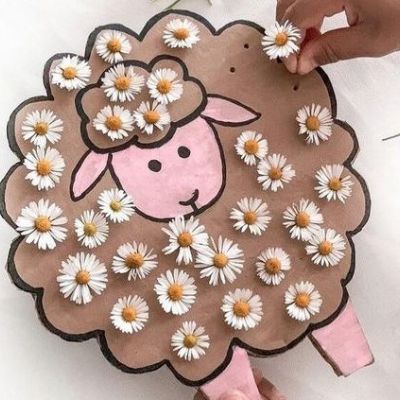 Πασχαλινή χειροτεχνία με χαρτόνι και χαμομήλια για παιδιά