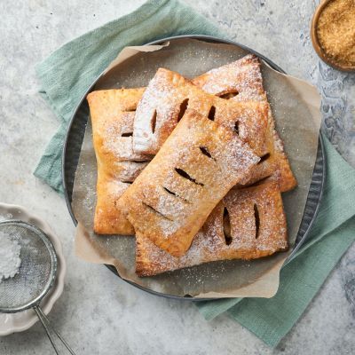 Μαγειρέψτε με αγάπη για τη μαμά και φτιάξτε (με τη βοήθεια του μπαμπά) αυτό το γλυκάκι