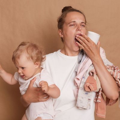 Είστε μια φυγόπονη μαμά; 7 συνήθειες που πρέπει να αλλάξετε