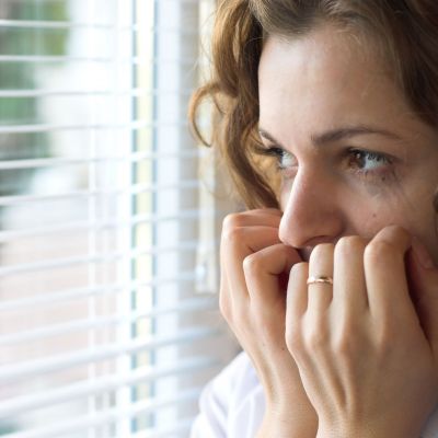 Ψυχοσωματικά συμπτώματα: Τι είναι και πώς αντιμετωπίζονται (vid)