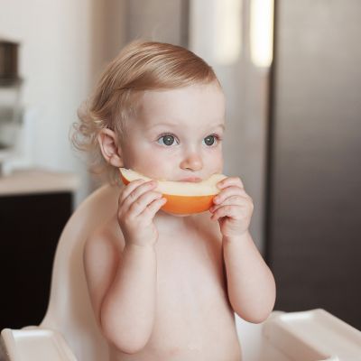 Πότε ένα μωρό μπορεί να φάει πεπόνι