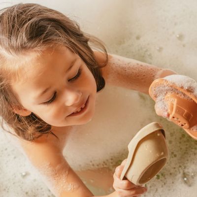 Splash με αυτά τα διασκεδαστικά -για νήπια- παιχνίδια μπάνιου