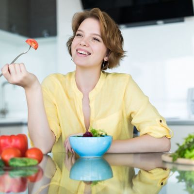 Μπορούμε με τη διατροφή να «καθυστερήσουμε» την κλιμακτήριο και την εμμηνόπαυση;