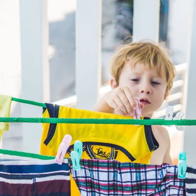 Μοντεσσοριανή εκπαίδευση: Δουλειές του σπιτιού για παιδιά ανάλογα με την ηλικία τους