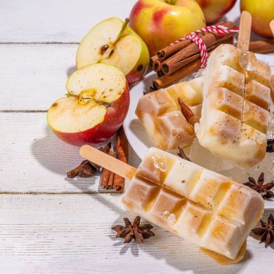 Παγωτό με γεύση μηλόπιτα - Ό,τι πιο εύκολο θα φτιάξετε