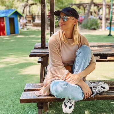 Η Νάντια Μπουλέ έφτιαξε το πιο νόστιμο παγωτό ξυλάκι με ροδάκινα