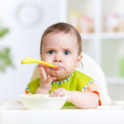 Πνιγμός παιδιού: Ποιες τροφές είναι οι πιο επικίνδυνες