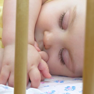 Πότε τα μωρά καταλαβαίνουν τη σημασία των λέξεων; Η επιστήμη απαντά