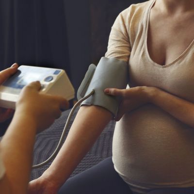 Υπέρταση στην εγκυμοσύνη: Γιατί όλο και περισσότερες έγκυοι έχουν υψηλή αρτηριακή πίεση