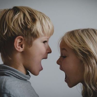 5 φράσεις που θα μάθουν στο παιδί να υπερασπίζεται τον εαυτό του