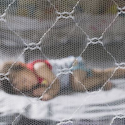 Ιός του Δυτικού Νείλου: Με ποια συμπτώματα εκδηλώνεται, πώς θα προστατεύσετε τα παιδιά σας