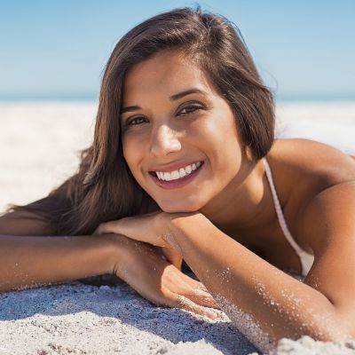 Η έκθεση στον ήλιο βοηθά ή βλάπτει τη γονιμότητα;