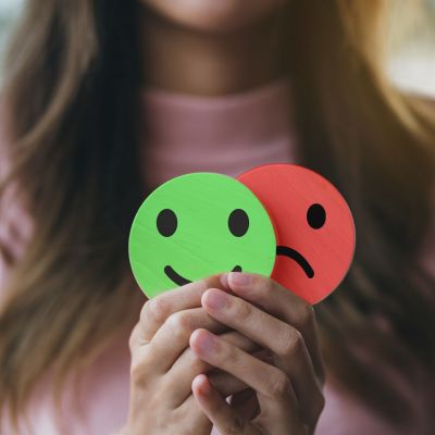 Συναισθηματικές αλλαγές διάθεσης στην εφηβεία- Πώς να τις διαχειριστείτε