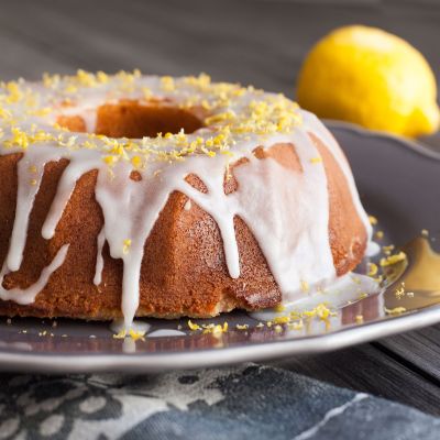 Vegan κέικ λεμονιού με πέντε υλικά