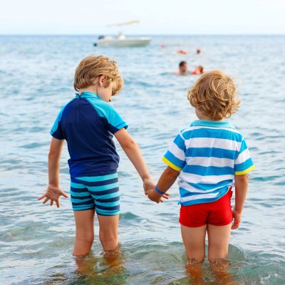 7 συμβουλές για να μεγαλώσετε αγαπημένα αδέλφια