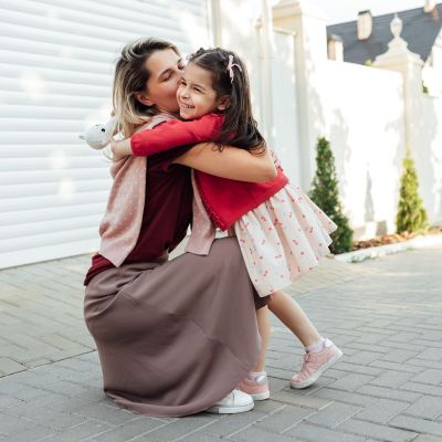 Οι 11 τύποι μαμάδων που συναντάς την πρώτη μέρα στο σχολείο