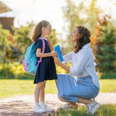 Επιστροφή στο σχολείο: Γιατί οι γονείς νιώθουν τόσο έντονο άγχος
