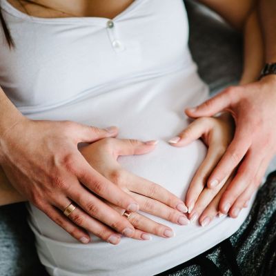 Τι σημαίνουν τα καφέ υγρά στην εγκυμοσύνη