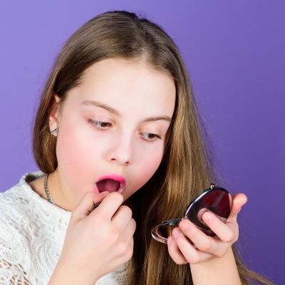 Viral Tik Tok βίντεο: Δασκάλα απαγορεύει το lip balm στην τάξη και μία μαμά της απαντά