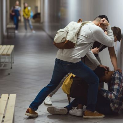 «SafeYouth»: Σε ισχύ τίθεται από τον επόμενο μήνα η εφαρμογή panic button για ανήλικους και μαθητές