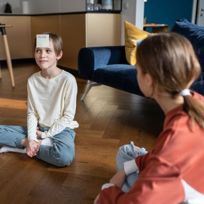 5 συναρπαστικά χριστουγεννιάτικα παιχνίδια και δραστηριότητες για εφήβους