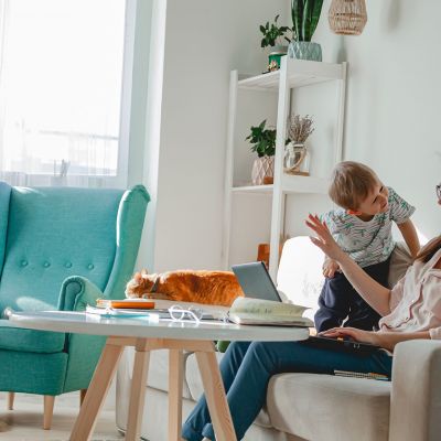 Δεν μου αρέσει να παίζω με τα παιδιά μου αλλά εξακολουθώ να είμαι καλή μαμά