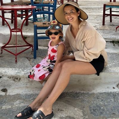 Δεν ξέρεις τι να μαγειρέψεις σήμερα; Φτιάξε τα γιουβαρλάκια που φτιάχνει η Νικολέττα Ράλλη