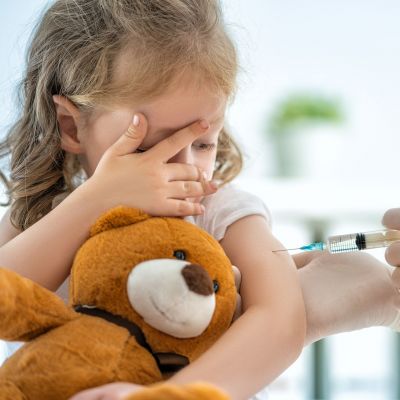 Ξεκινά ο εμβολιασμός κατά της εποχικής γρίπης - Οι συστάσεις για παιδιά και εγκύους