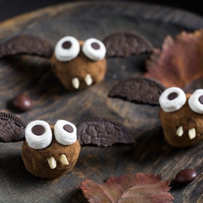 Halloween τρουφάκια νυχτερίδες - Φτιάξτε τα με τα παιδιά