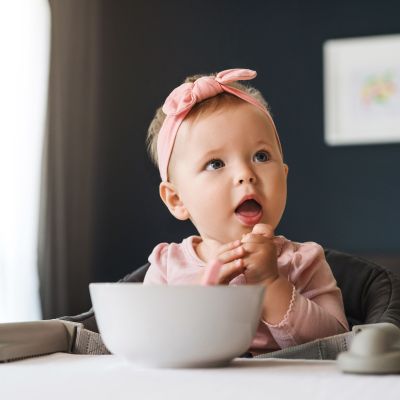 Ανάπτυξη μωρού 9-12 μηνών