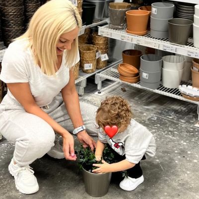 Ιωάννα Μαλέσκου: Η κόρη της τη βοηθάει να διαλέξουν φυτά και γλαστράκια