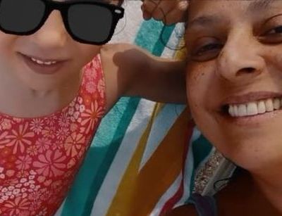 Βασιλική Ανδρίτσου: Η κόρη της σε ρόλο φωτογράφου - Η φώτο που της έβγαλε στο στούντιο