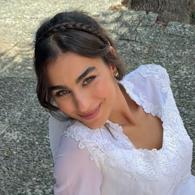 Όλγα Μιχαλοπούλου: Απαθανατίζει τον Κουτσόπουλο junior ο οποίος δοκιμάζει cirque du soleil τεχνικές