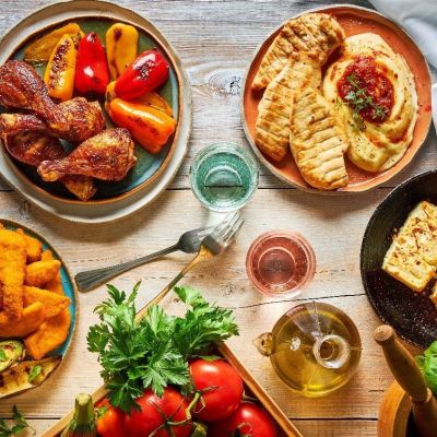 Έτοιμα Ψημένα: Οικογενειακές στιγμές με εύκολα και νόστιμα γεύματα που ενώνουν την οικογένεια