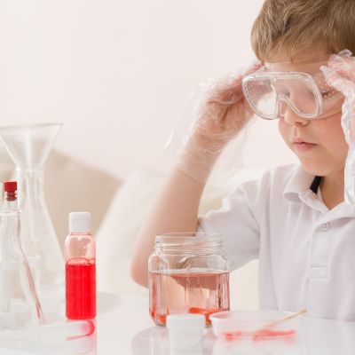 Πειράματα που θα ξετρελάνουν τα παιδιά: Θα τα κάνουν να αφήσουν κάτω τις οθόνες