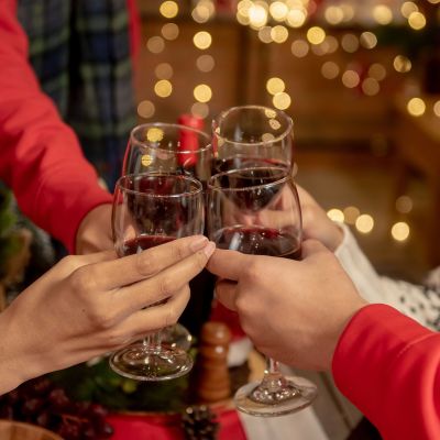 Πώς να καθαρίσετε τον λεκέ από κόκκινο κρασί